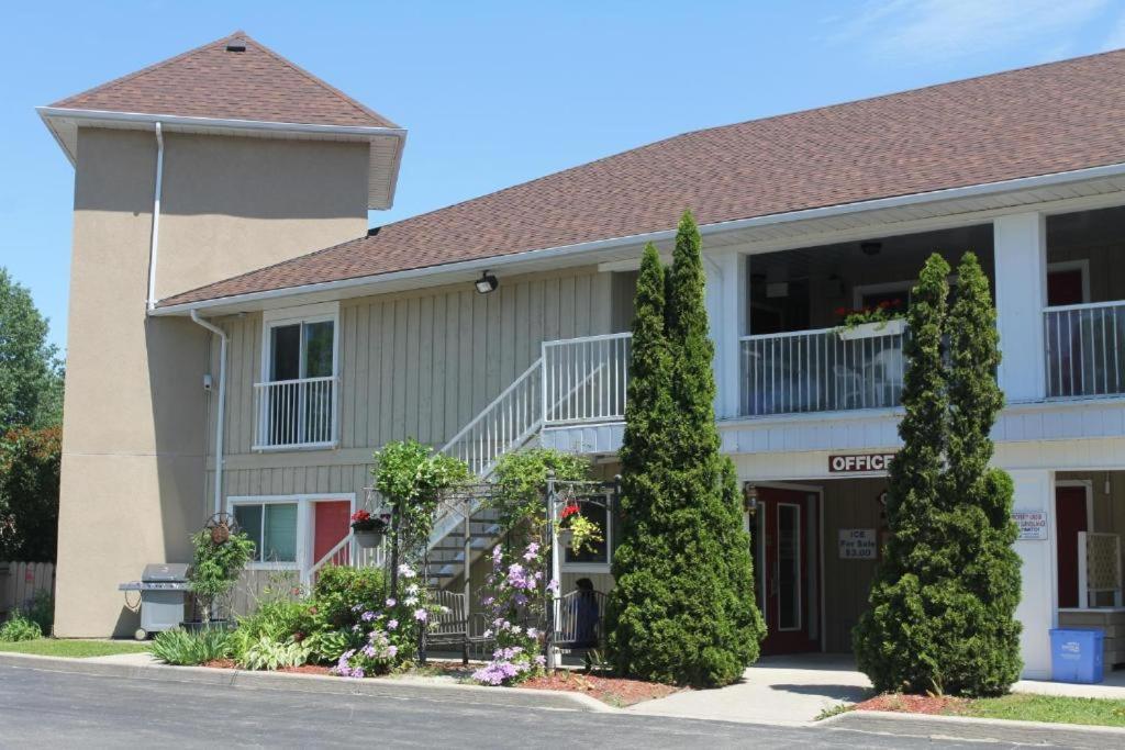 Saga Resort Wasaga Beach Eksteriør bilde